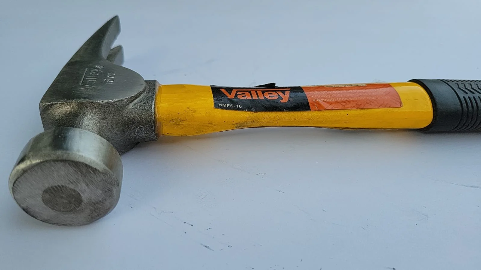 HMFS-16 VALLEY FRAMING HAMMER WITH MAGNET